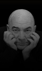 Roberto Pinelli headshot